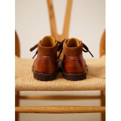 Angulus Begynder Snrresko "120 rs jubilums model" med Brogue detaljer Cognac